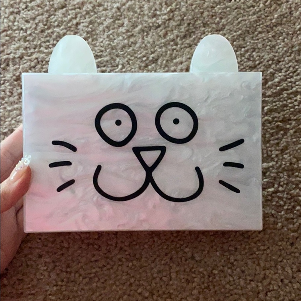 Cute cartoon cat clutch